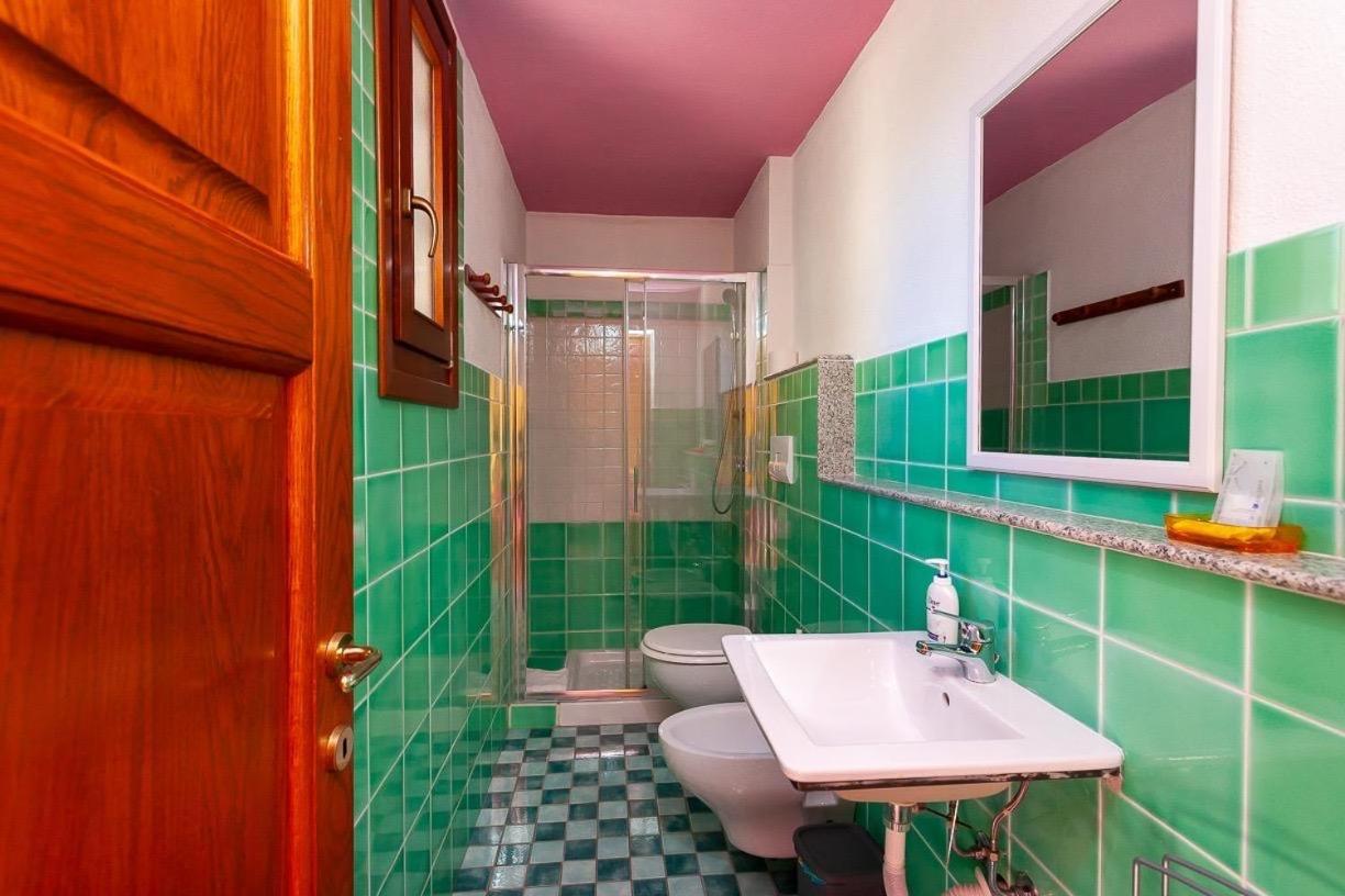 B&B Pettirosso Garden San Teodoro  Kültér fotó