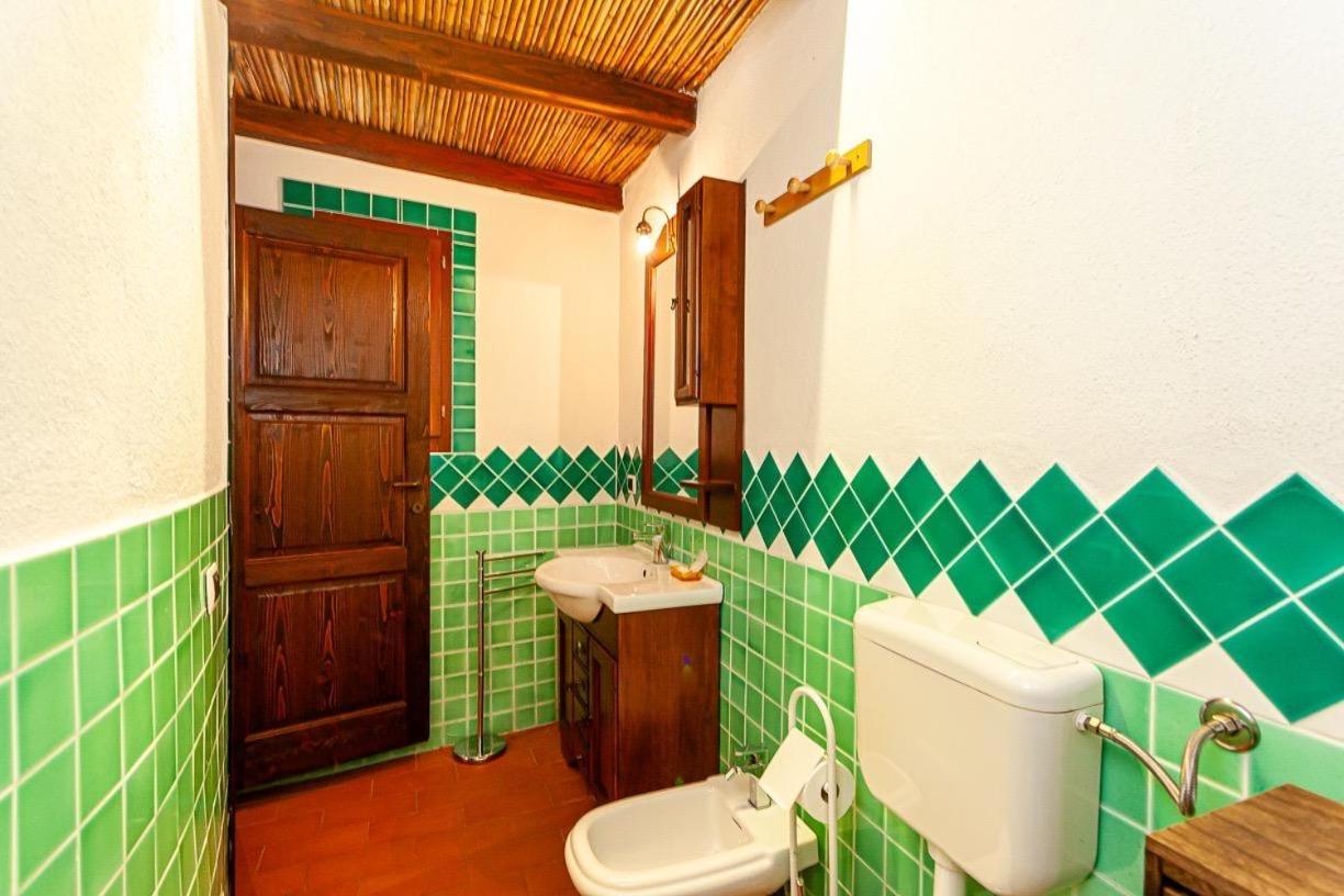 B&B Pettirosso Garden San Teodoro  Kültér fotó