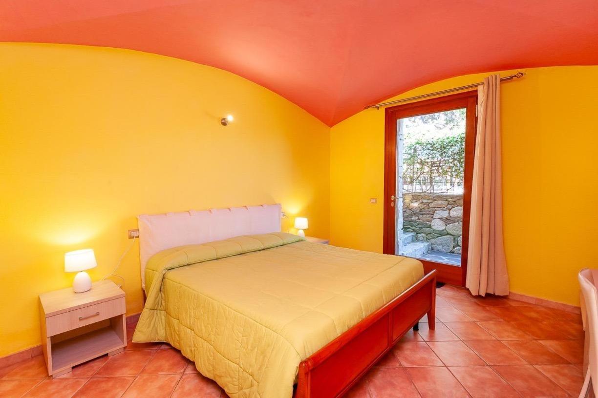 B&B Pettirosso Garden San Teodoro  Kültér fotó