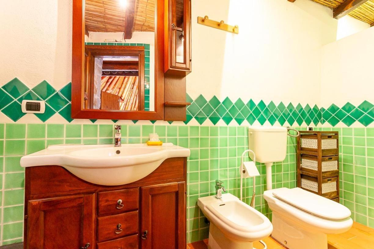B&B Pettirosso Garden San Teodoro  Kültér fotó