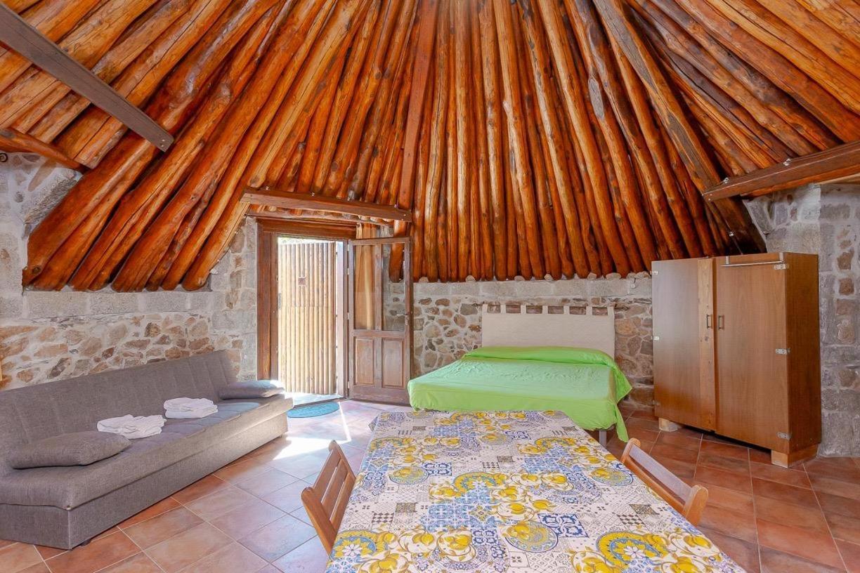 B&B Pettirosso Garden San Teodoro  Kültér fotó