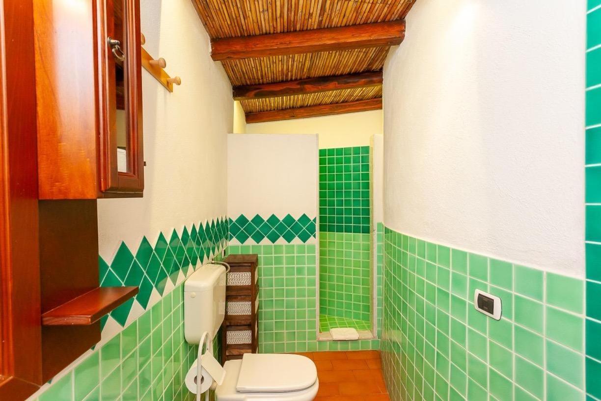 B&B Pettirosso Garden San Teodoro  Kültér fotó