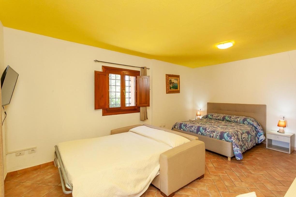 B&B Pettirosso Garden San Teodoro  Kültér fotó