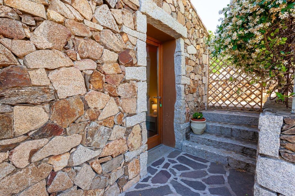 B&B Pettirosso Garden San Teodoro  Kültér fotó