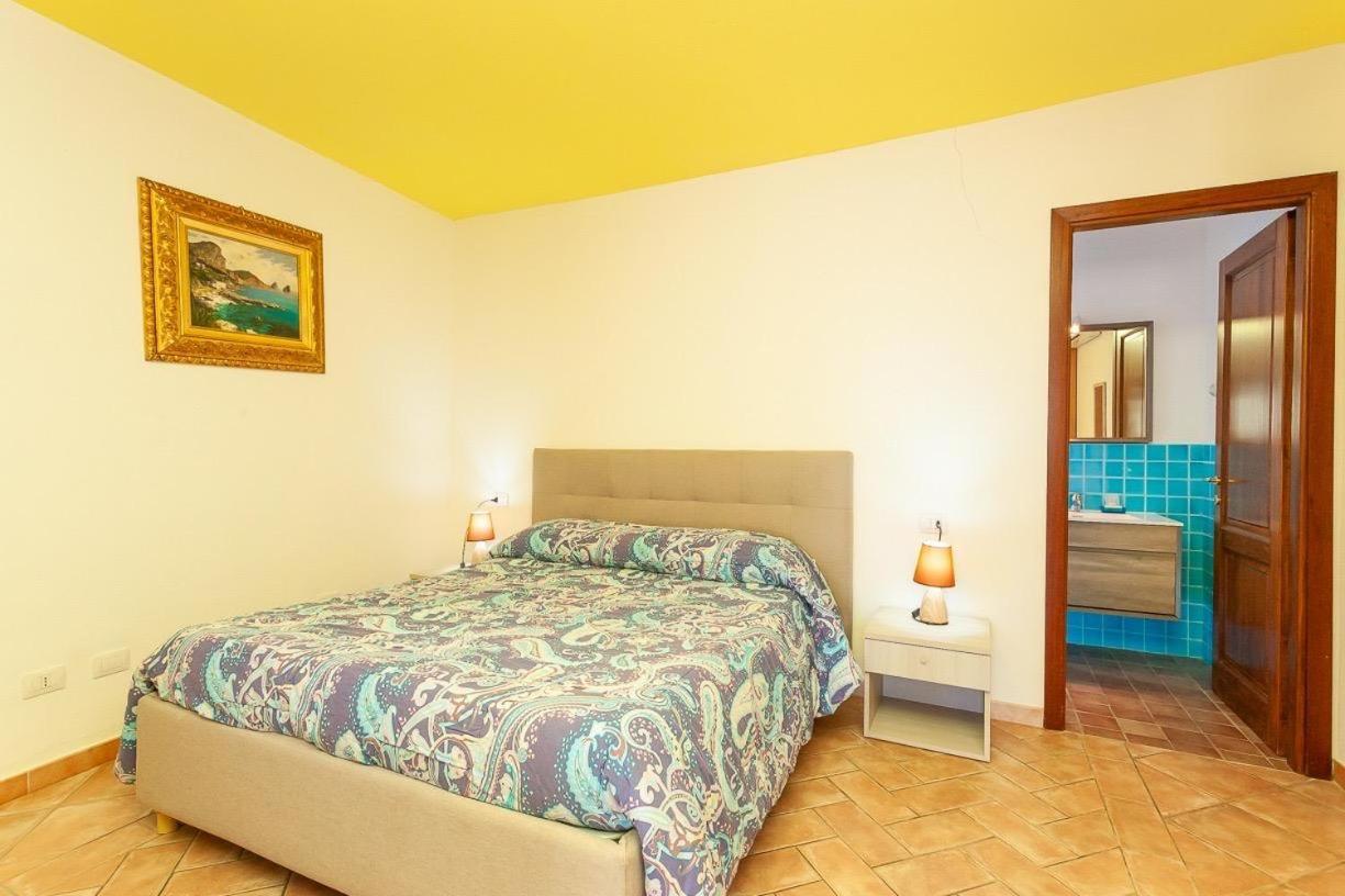 B&B Pettirosso Garden San Teodoro  Kültér fotó